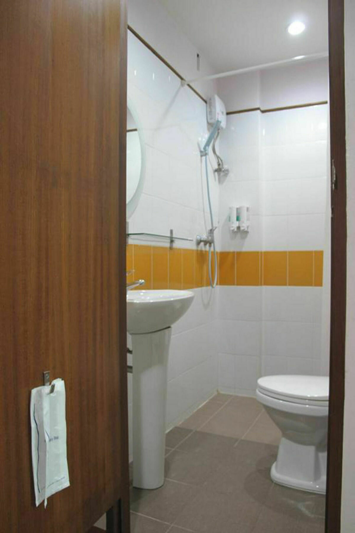 Rada Arak 79/4 Hostel Chiang Mai Exteriör bild