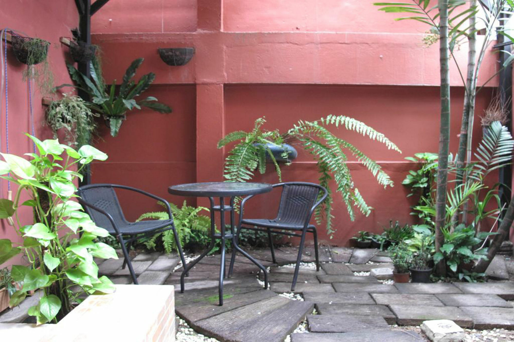 Rada Arak 79/4 Hostel Chiang Mai Exteriör bild